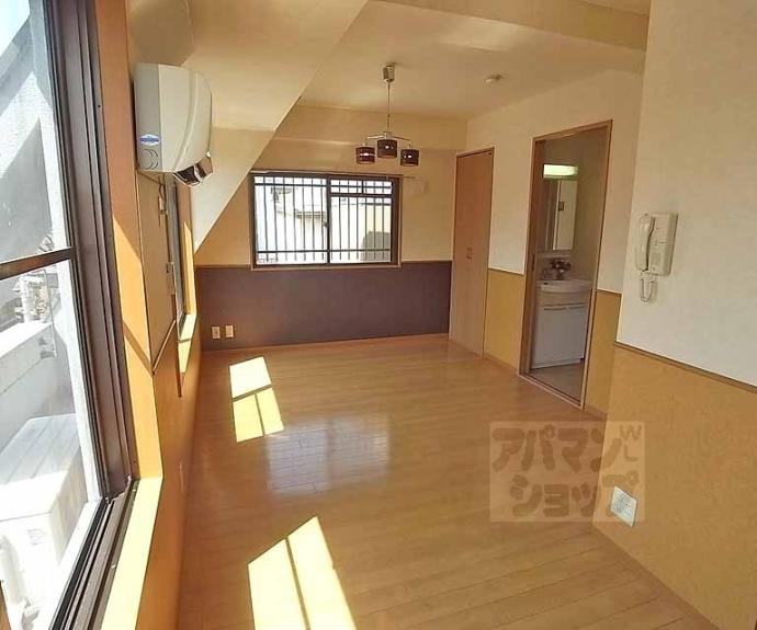 【サイト烏丸三条町】間取