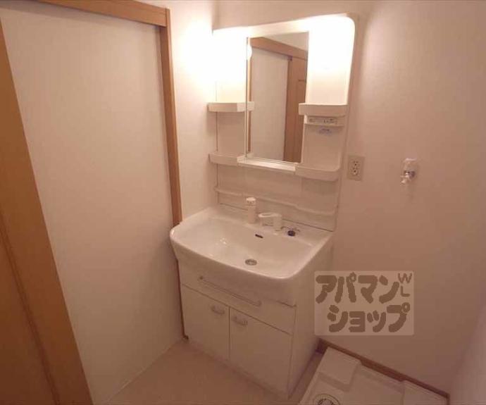 【アパルトマン５０５】間取