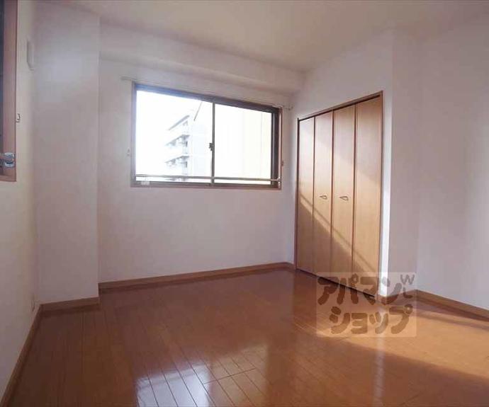 【アパルトマン５０５】間取