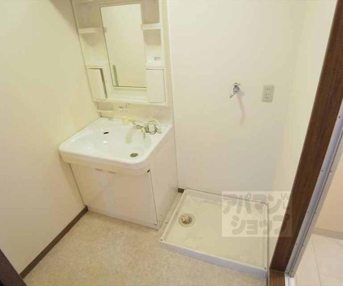 【クレセント・オークス】間取