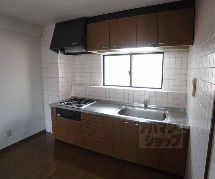 【クレセント・オークス】間取