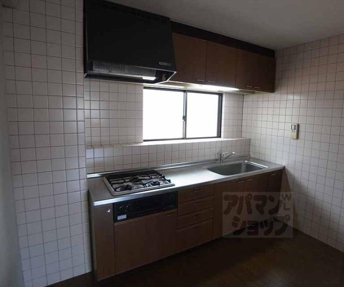 【クレセント・オークス】間取