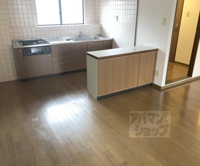 【クレセント・オークス】間取