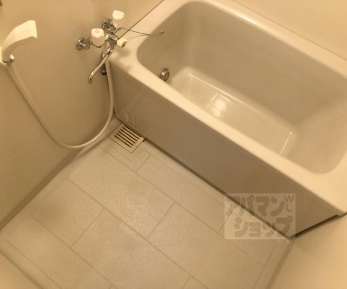 【クレセント・オークス】間取