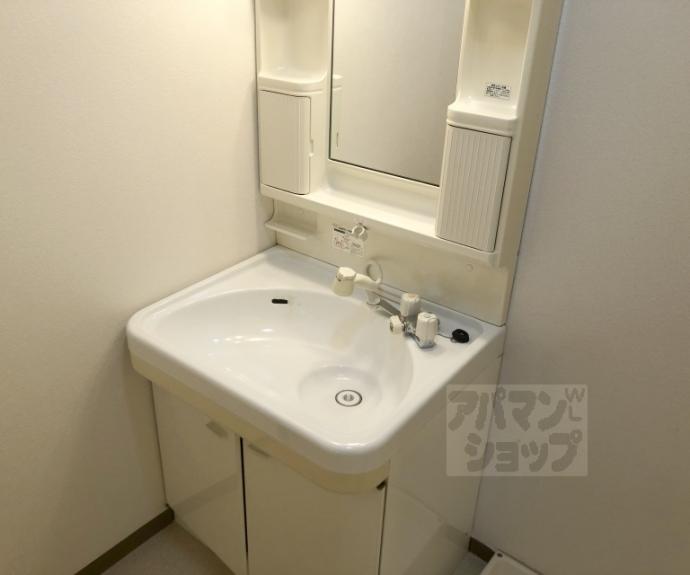 【クレセント・オークス】間取