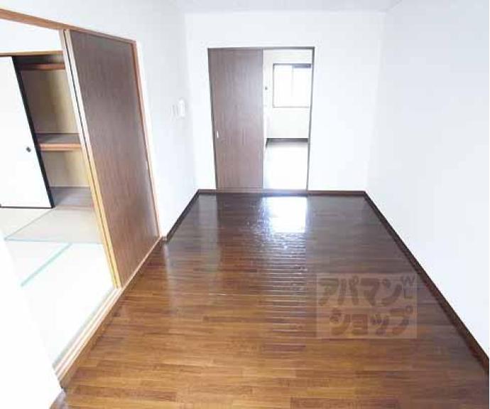 【ＰＩＮＥＦＩＥＬＤ梅津】間取