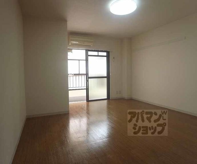 【アーバンアレイ】間取