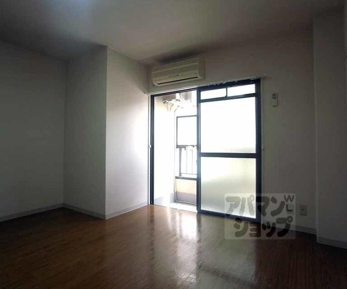 【アーバンアレイ】間取