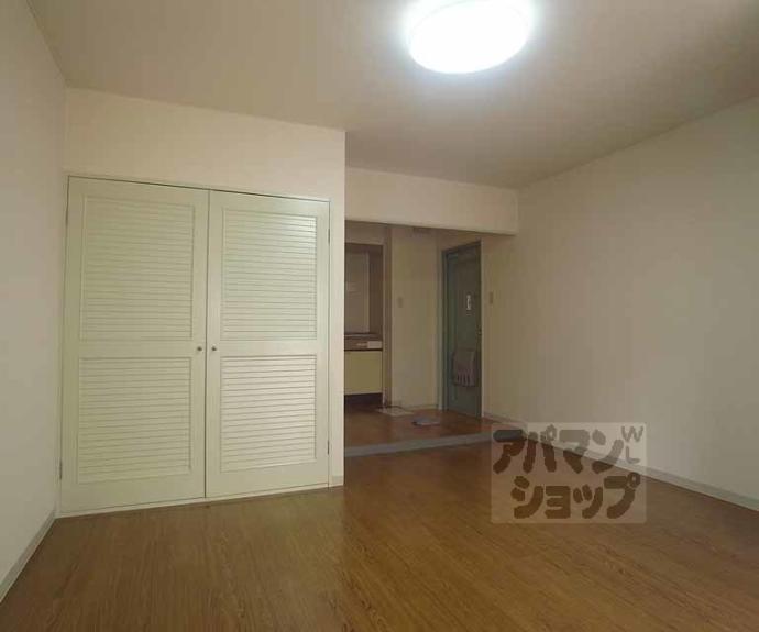 【アーバンアレイ】間取