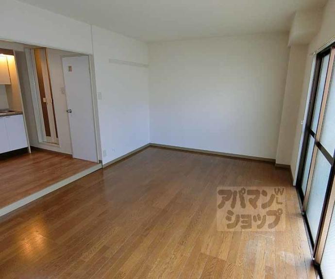 【アーバンアレイ】間取