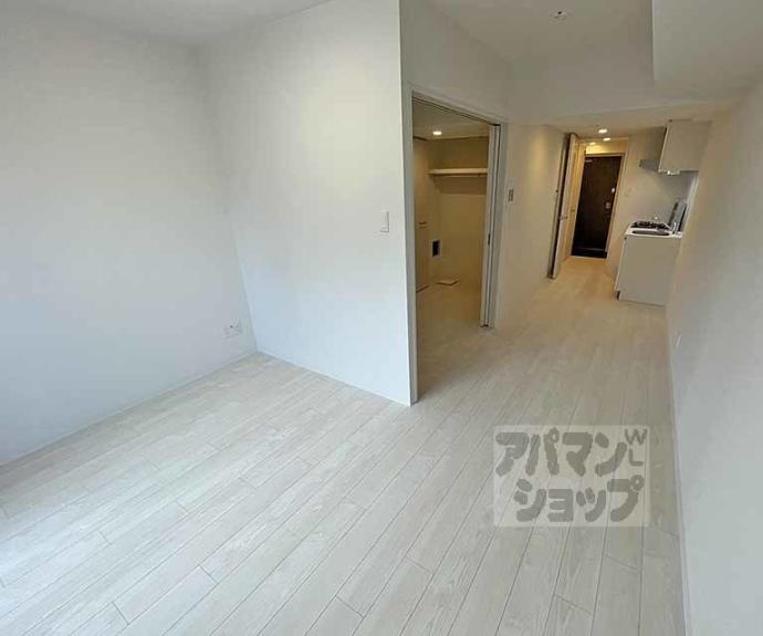 【ソルテラスＫＹＯＴＯ西大路　瑠】間取