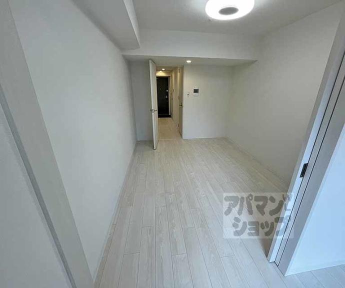 【ソルテラスＫＹＯＴＯ西大路　瑠】間取