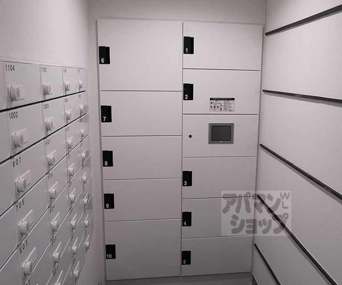 【ソルテラスＫＹＯＴＯ西大路　瑠】間取