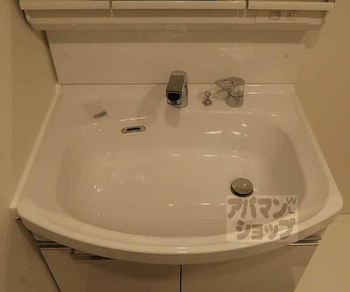 【ソルテラスＫＹＯＴＯ西大路　瑠】間取