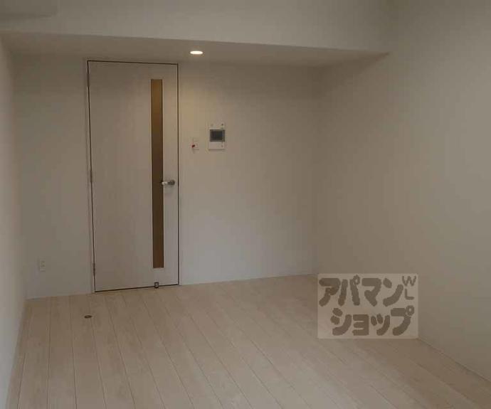 【ソルテラスＫＹＯＴＯ西大路　瑠】間取