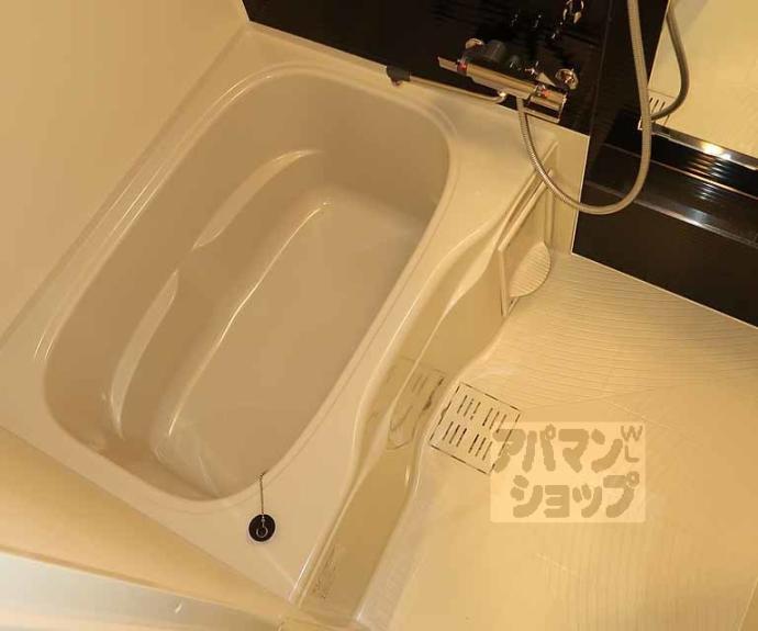 【ソルテラスＫＹＯＴＯ西大路　瑠】間取