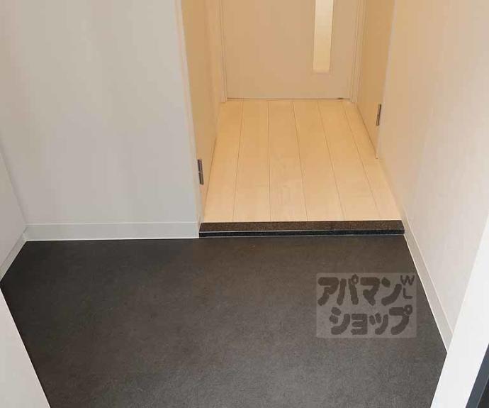 【ソルテラスＫＹＯＴＯ西大路　瑠】間取