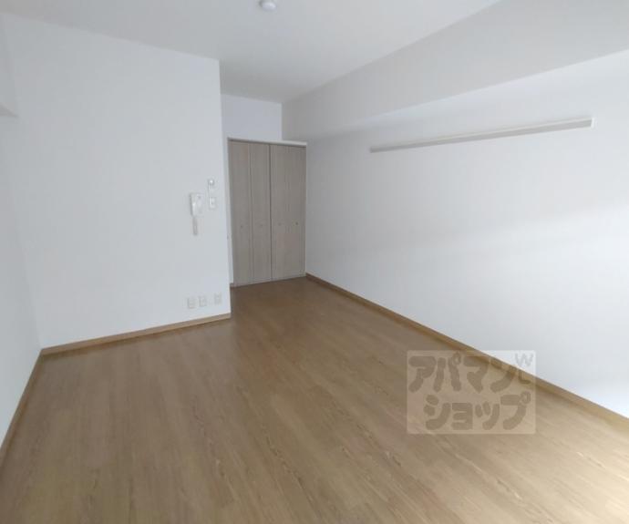 【ホライズン衣棚】間取