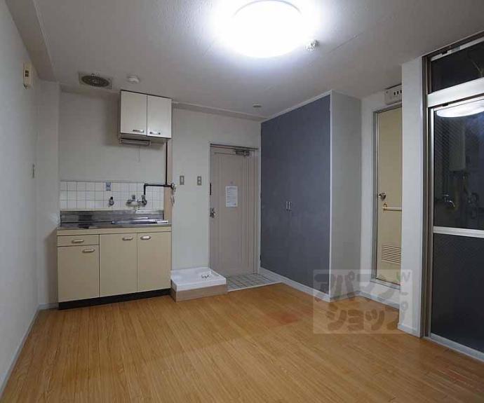 【ＦＬＡＴ４６４】間取