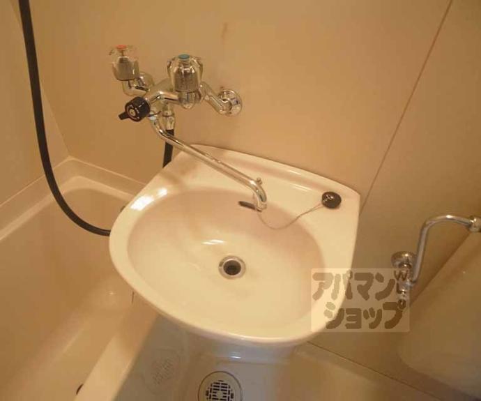 【ＦＬＡＴ４６４】間取