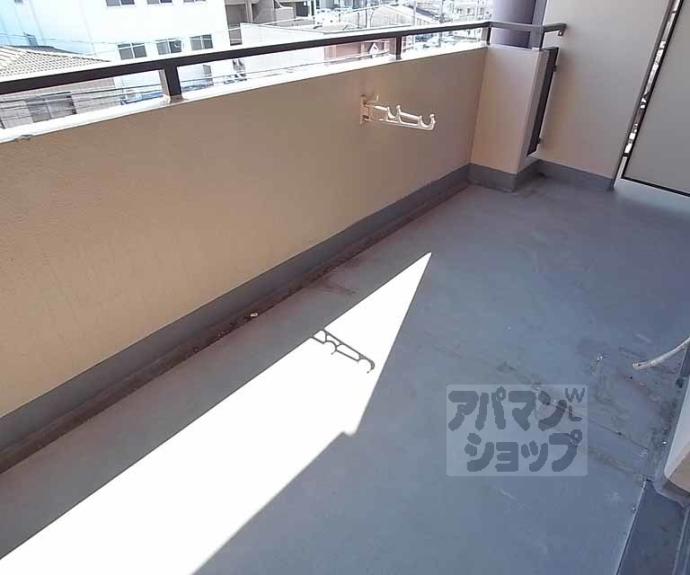 【第４３長栄大晋メゾネ西院ノ森】間取