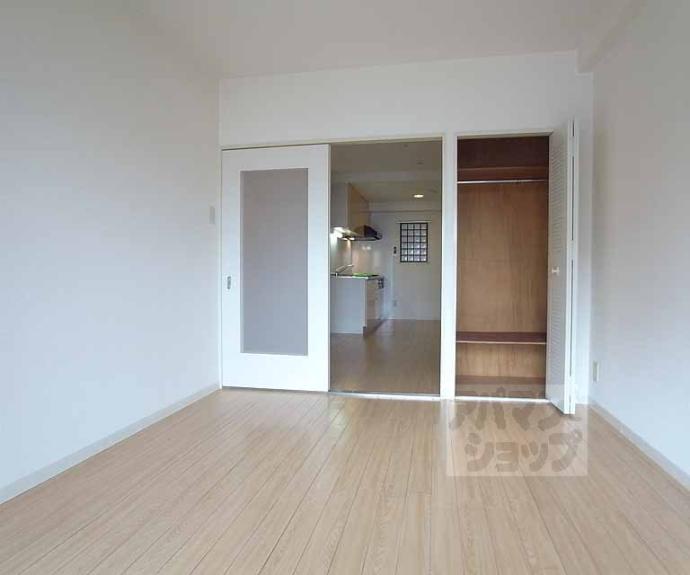 【第４３長栄大晋メゾネ西院ノ森】間取