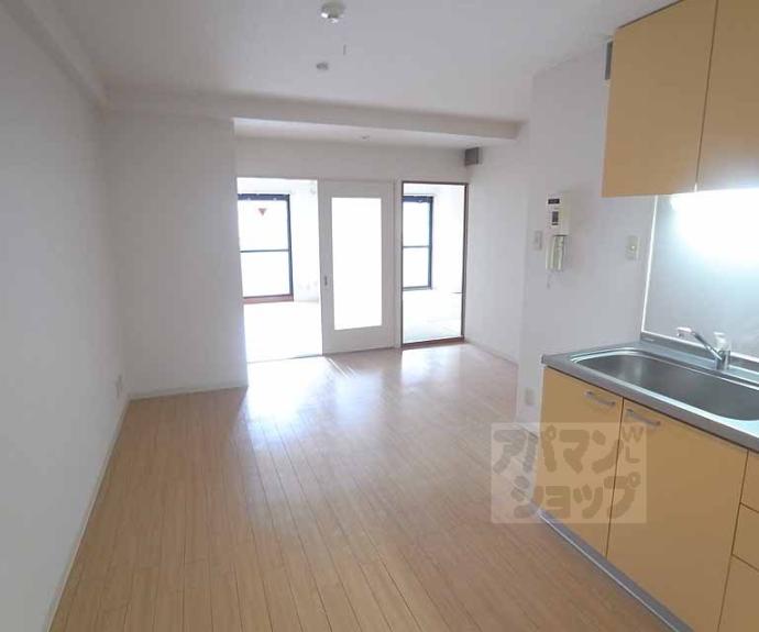 【第４３長栄大晋メゾネ西院ノ森】間取