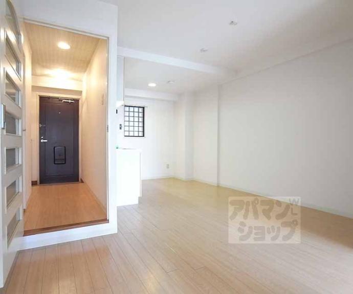 【第４３長栄大晋メゾネ西院ノ森】間取