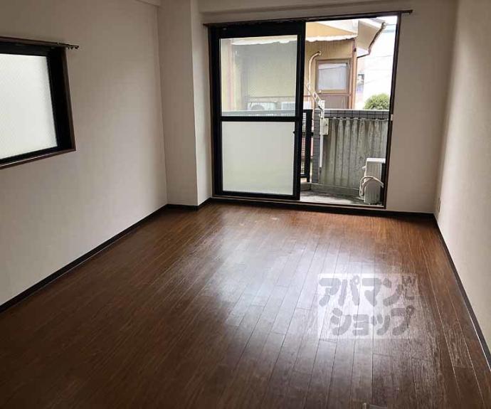 【ランブラス桂東】間取