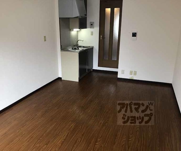 【ランブラス桂東】間取