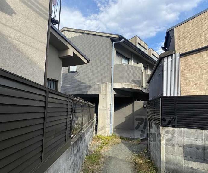 【ランブラス桂東】間取