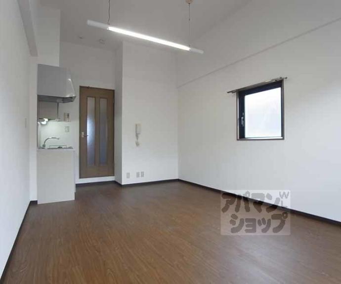 【ランブラス桂東】間取