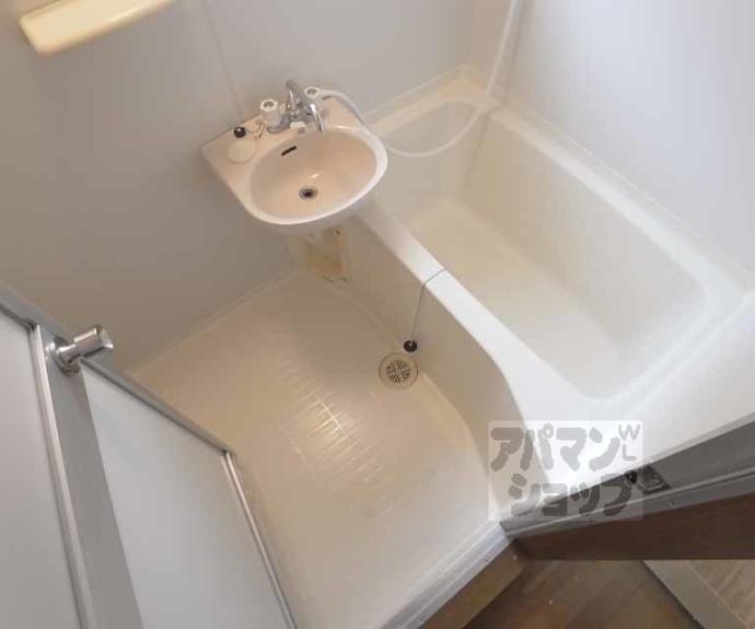 【ランブラス桂東】間取