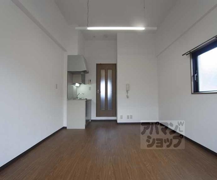 【ランブラス桂東】間取