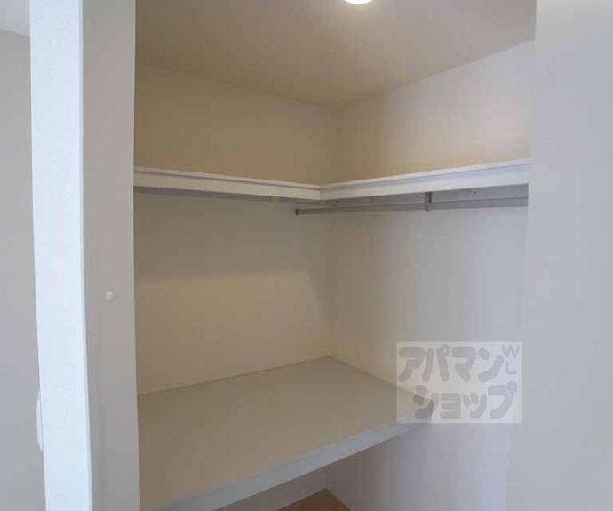 【レジデンス紫苑】間取