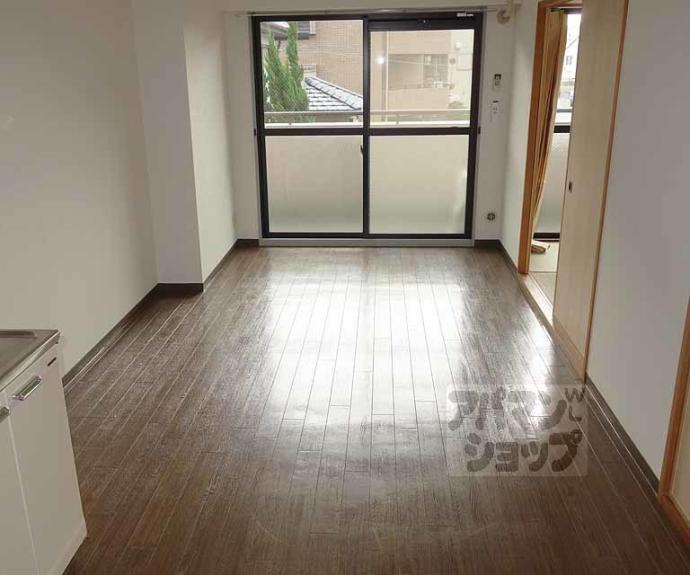 【ベルベデール向日町】間取