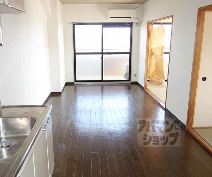 【ベルベデール向日町】間取