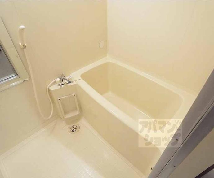 【ランブラス西院】間取