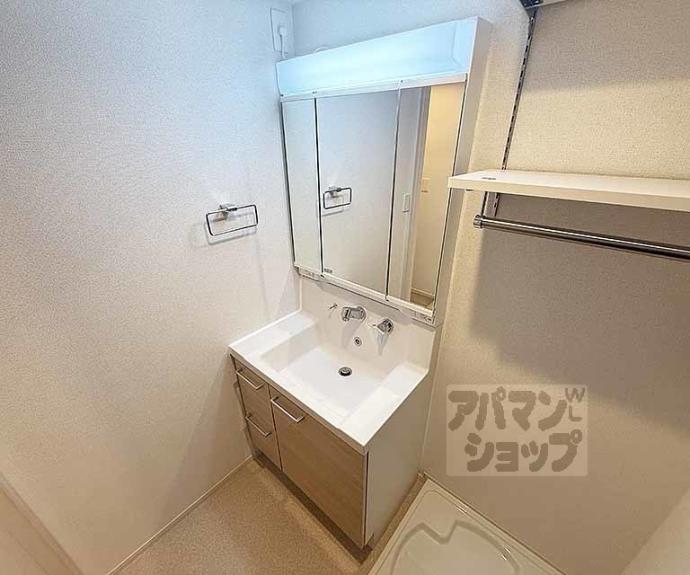 【アビィ　ロード】間取