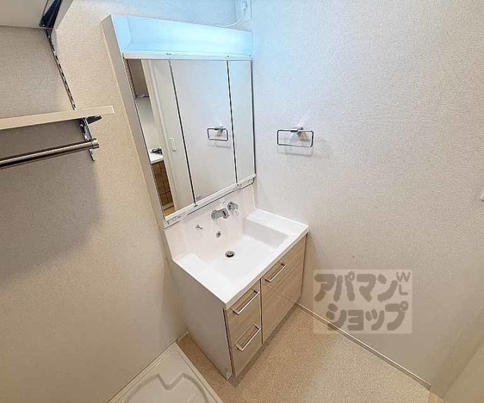 【アビィ　ロード】間取