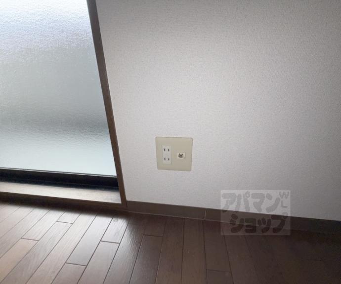 【レナジア西京極】間取