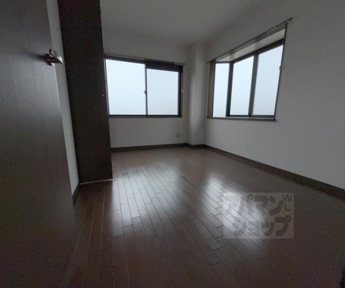 【レナジア西京極】間取