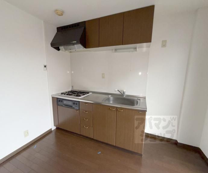 【レナジア西京極】間取