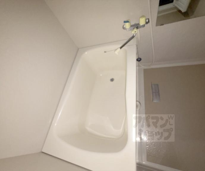 【レナジア西京極】間取