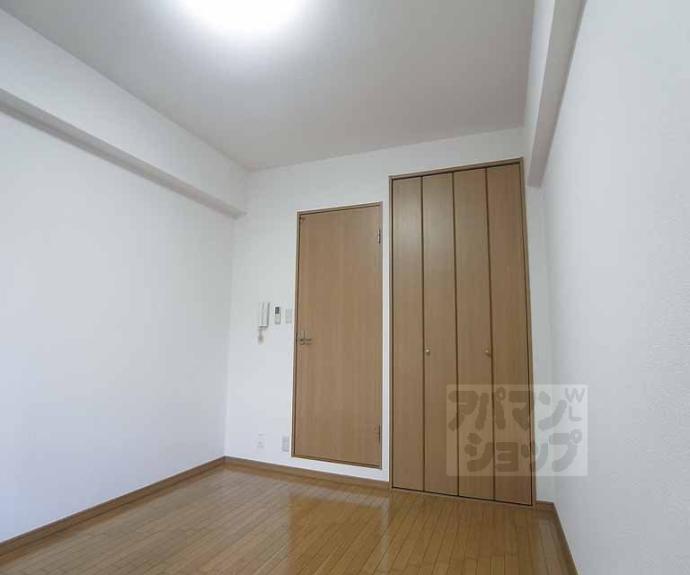 【メイプル等持院】間取