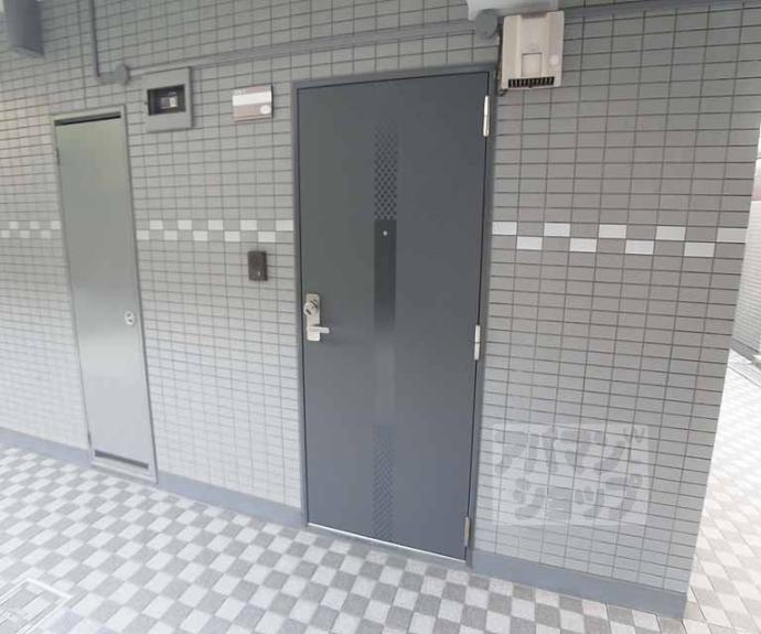 【メイプル等持院】間取