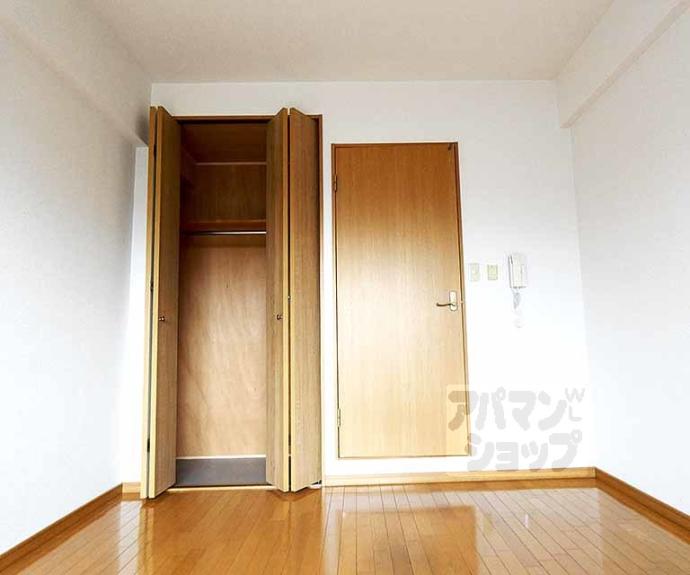 【メイプル等持院】間取