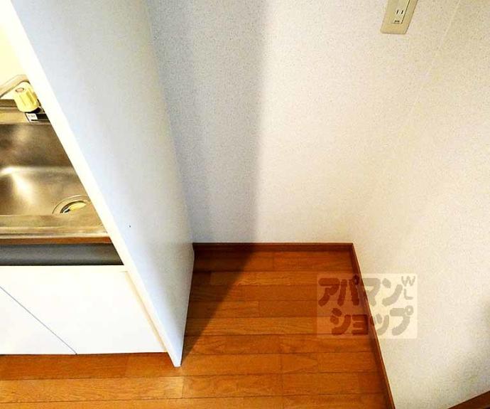 【メイプル等持院】間取