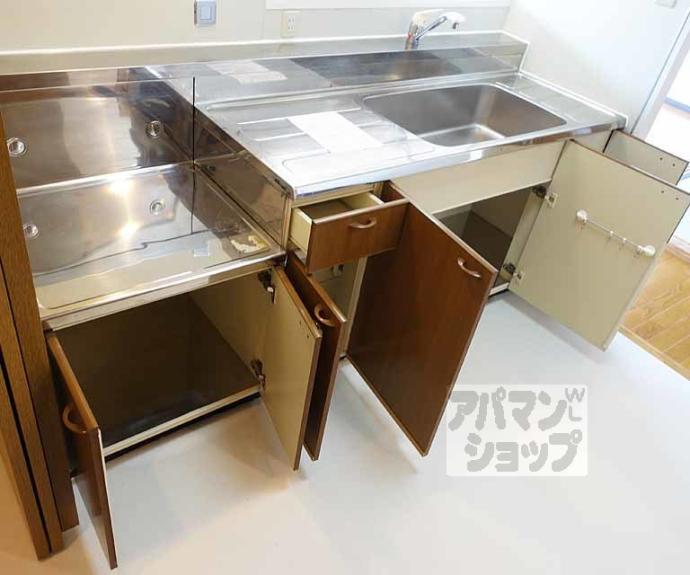 【ラフィネ西京極】間取