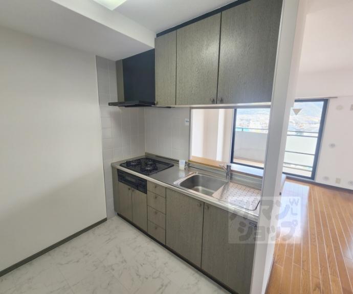 【グランドゥール太秦】間取